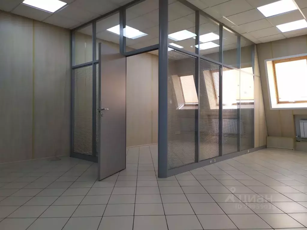 Офис в Красноярский край, Красноярск Ястынская ул., 39с1 (58 м) - Фото 1