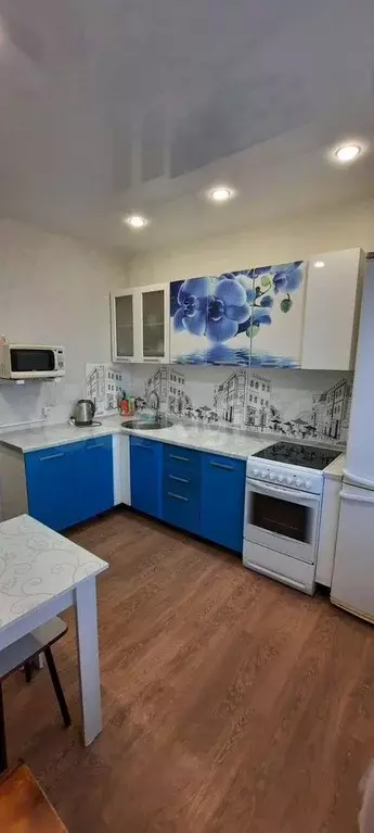 2-к. квартира, 52 м, 6/9 эт. - Фото 0