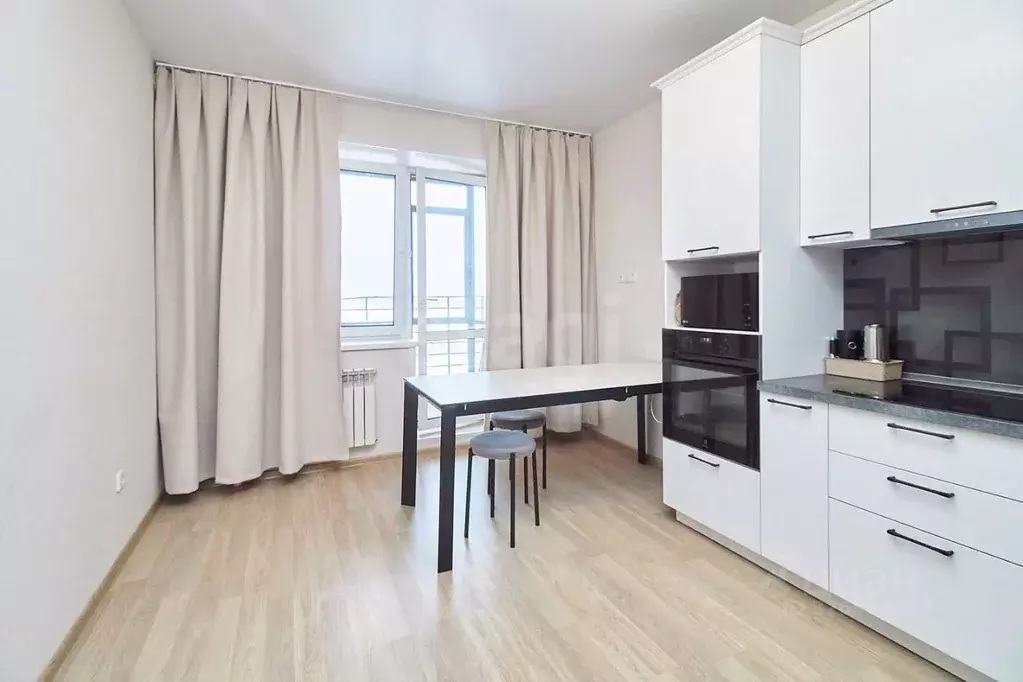 1-к кв. Тюменская область, Тюмень ул. Мельникайте, 38 (48.4 м) - Фото 1