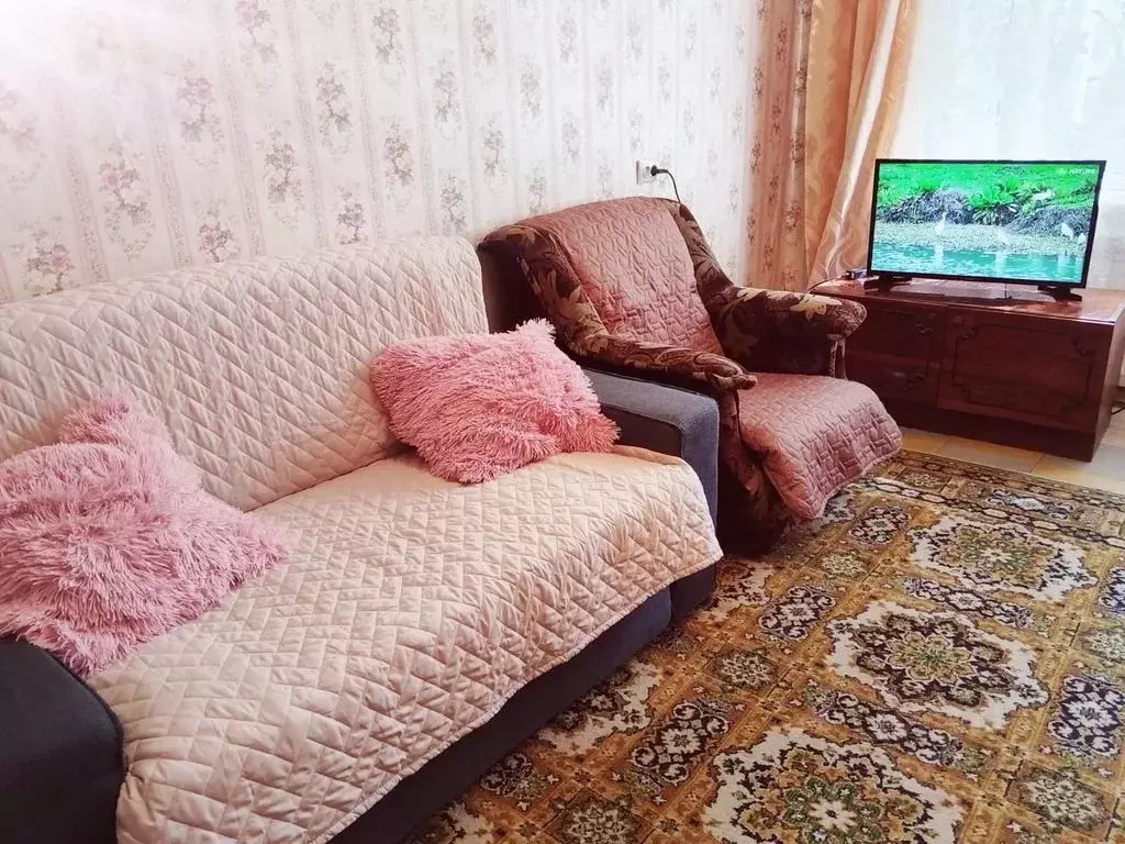 2-к кв. Санкт-Петербург, Санкт-Петербург, Петергоф ул. Жарновецкого, 6 ... - Фото 1