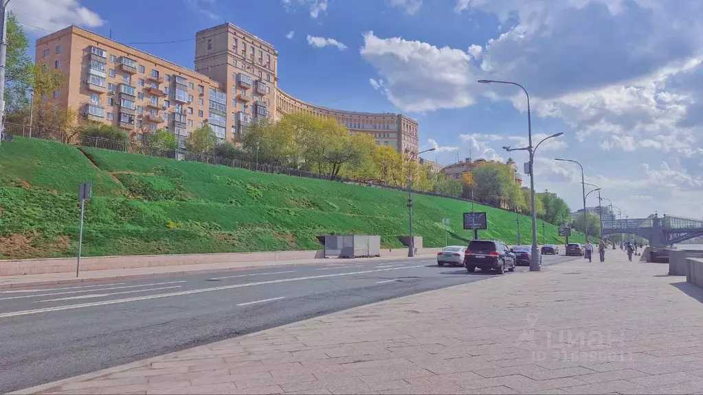 3-к кв. Москва Ростовская наб., 5 (70.8 м) - Фото 0