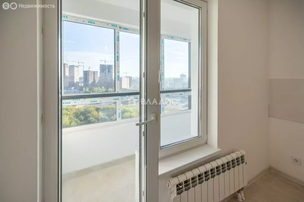 3-комнатная квартира: Москва, Никитинская улица, 5 (72.8 м) - Фото 1