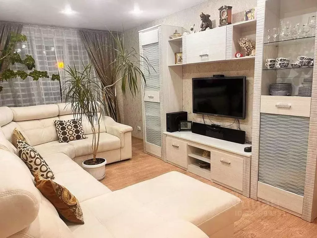 3-к кв. Самарская область, Тольятти Тополиная ул., 17 (65.0 м) - Фото 2