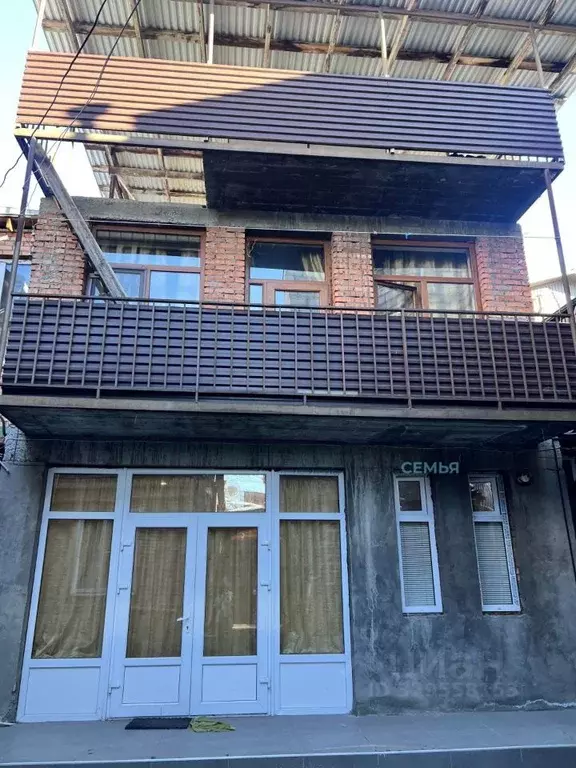 2-к кв. Северная Осетия, Владикавказ ул. Ленина, 38 (70.0 м) - Фото 2