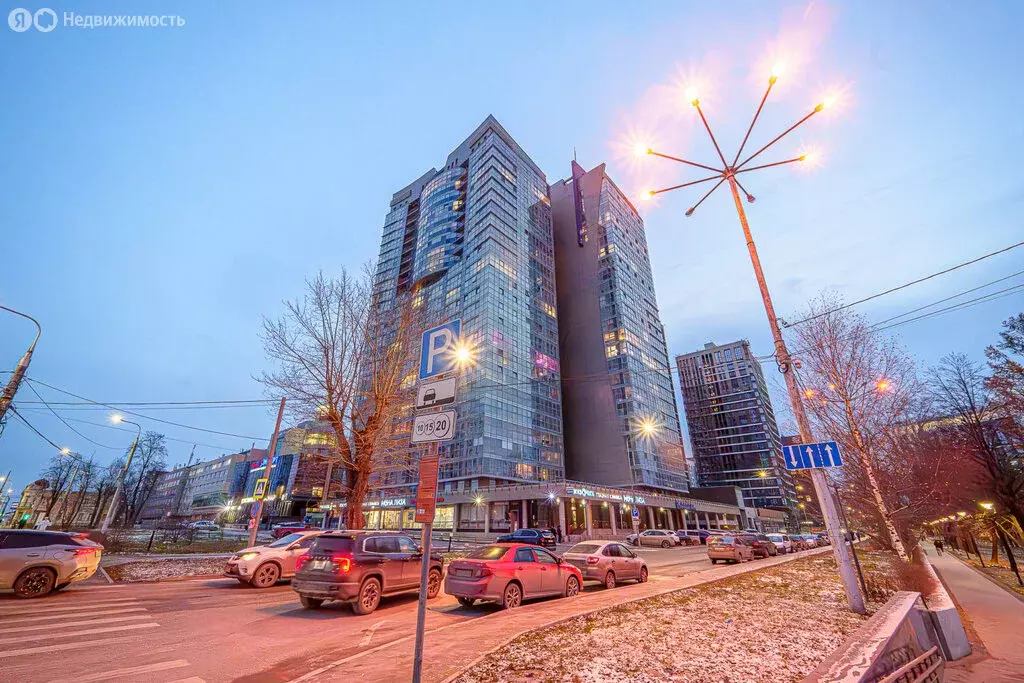 2-комнатная квартира: Пермь, улица Окулова, 18 (71.2 м) - Фото 2