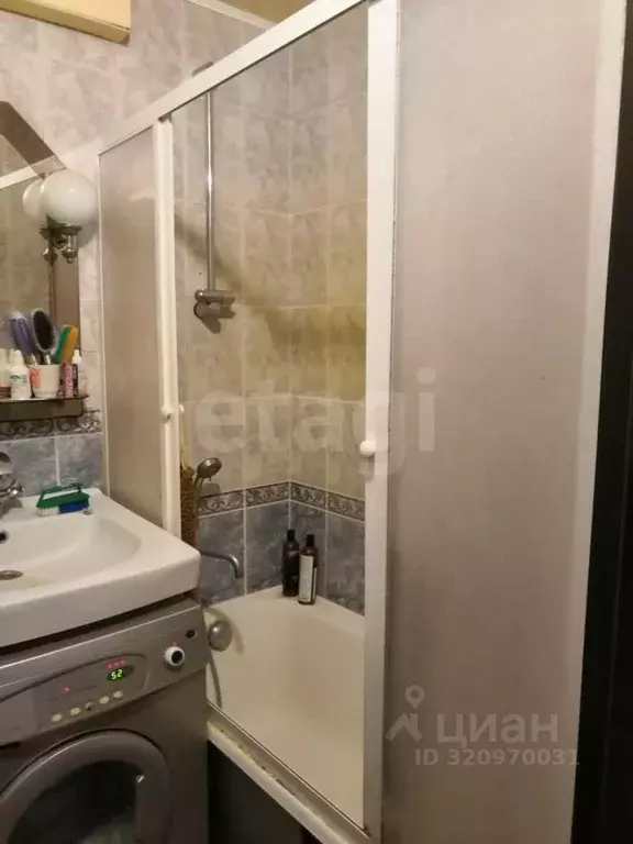 3-к кв. Калужская область, Калуга ул. Степана Разина, 77 (63.2 м) - Фото 1