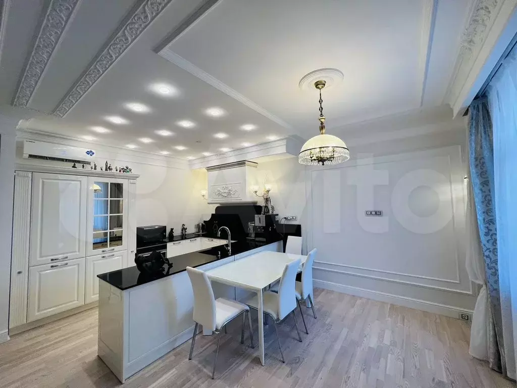 3-к. квартира, 121 м, 2/9 эт. - Фото 1