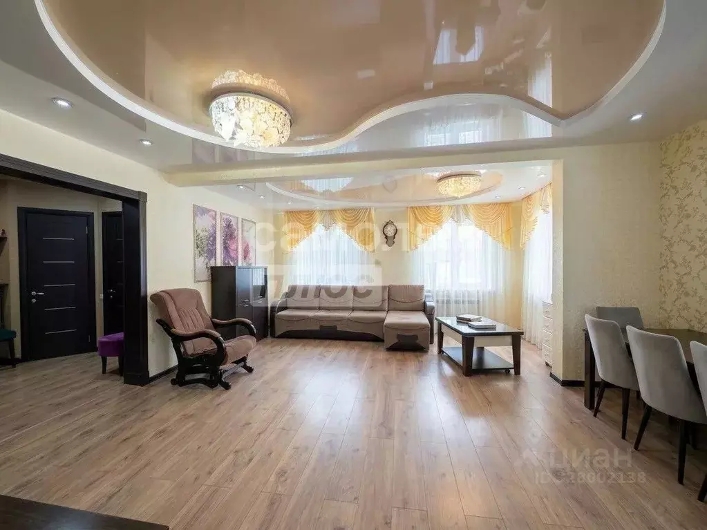 Дом в Сахалинская область, Южно-Сахалинск ул. Шоссейная, 8А (190 м) - Фото 1