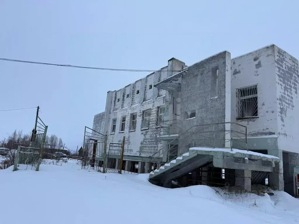 Дом в Саха (Якутия), Покровск ул. Чкалова, 36 (251 м) - Фото 1