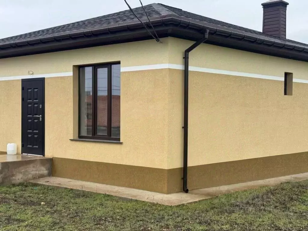 Дом в Крым, Симферопольский район, с. Урожайное ул. Гагарина (100 м) - Фото 2