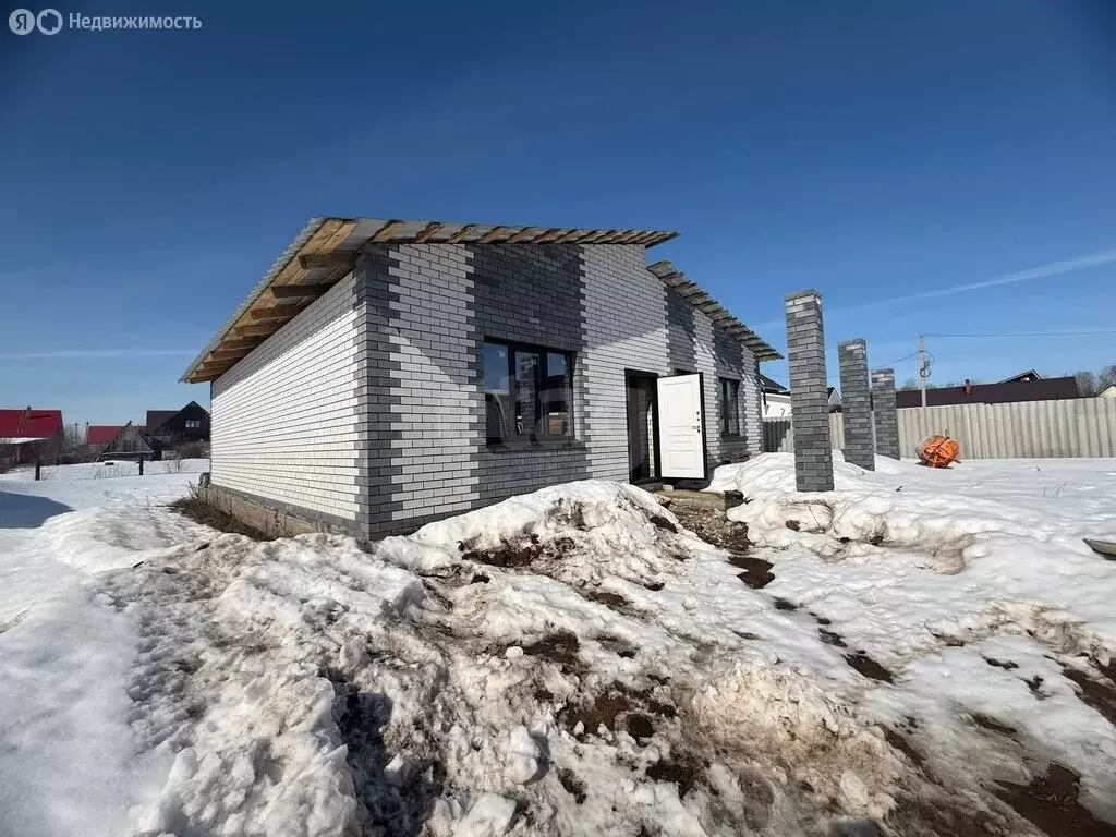 Дом в село Акбердино, Лесная улица (110 м) - Фото 2