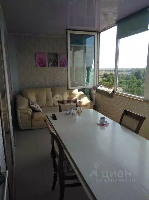 2-к кв. Крым, Сакский район, с. Уютное ул. Садовая, 51кБ (80.0 м) - Фото 1