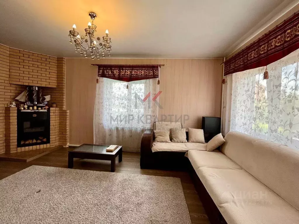 Дом в Тыва, Кызыл ул. Кедровая (249 м) - Фото 1
