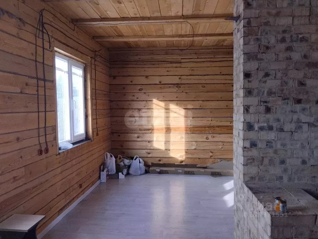 Дом в Бурятия, Тарбагатайский район, Саянтуйское с/пос, с. Нижний ... - Фото 1