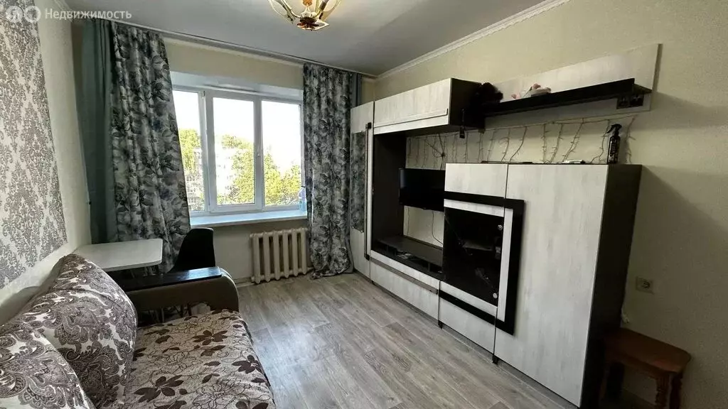 1к в 8-комнатной квартире (16.4 м) - Фото 1
