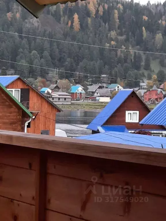 Комната Алтай, Турочакский район, с. Иогач Бийская ул., 5 - Фото 0