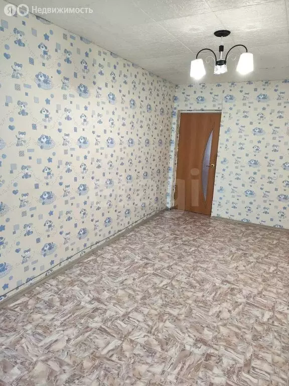 2-комнатная квартира: Богданович, Партизанская улица, 22 (42.7 м) - Фото 2