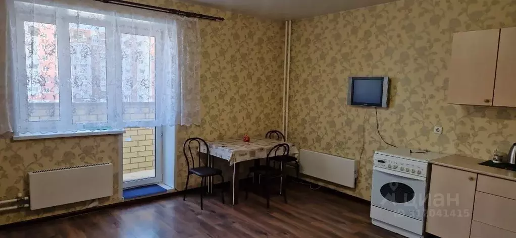 Студия Тюменская область, Тюмень ул. Верхнетарманская, 3 (32.0 м) - Фото 2