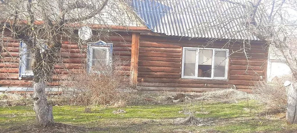Дом в Калужская область, Думиничи пгт ул. Ястребова, 9 (150 м) - Фото 0