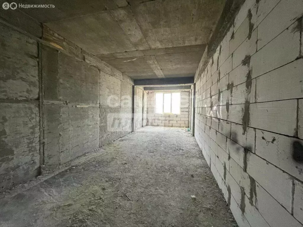 2-комнатная квартира: Махачкала, улица Даниялова, 120А (97 м) - Фото 1