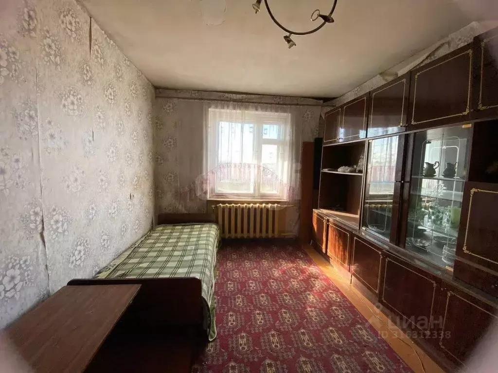 2-к кв. Ленинградская область, Волхов ул. Нахимова, 11 (47.0 м) - Фото 0