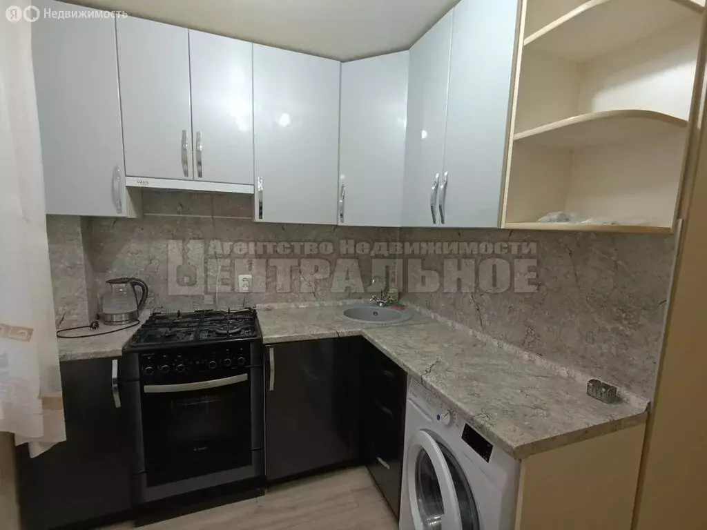 2-комнатная квартира: Смоленск, проспект Строителей, 8Б (44.1 м) - Фото 2