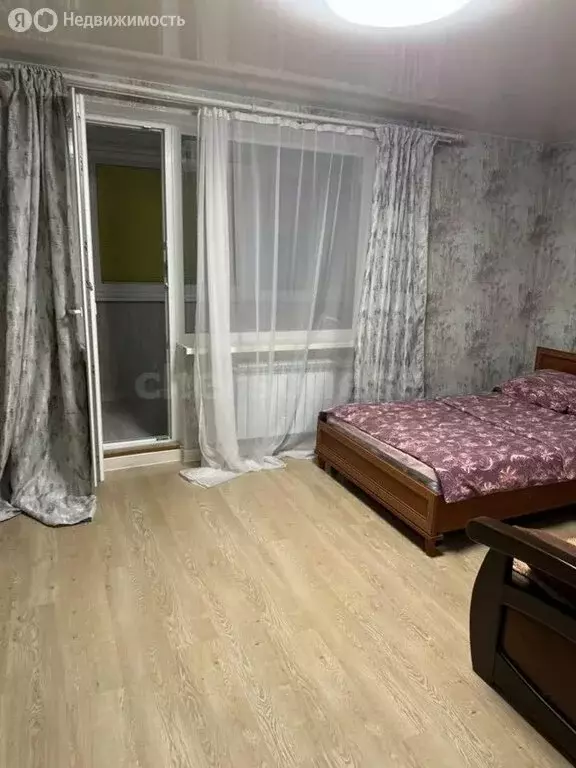 1-комнатная квартира: Севастополь, улица Адмирала Юмашева, 11 (50 м) - Фото 1