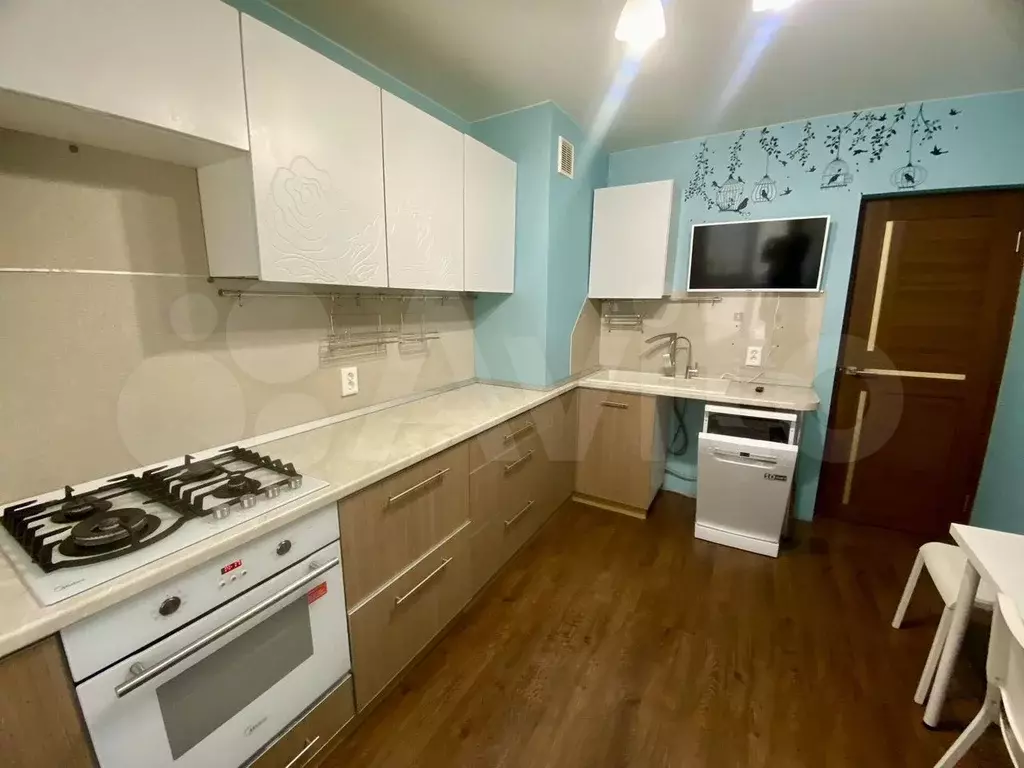 3-к. квартира, 64 м, 1/9 эт. - Фото 1