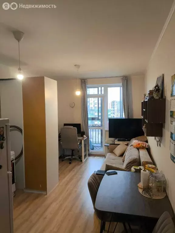 Квартира-студия: Екатеринбург, улица Крестинского, 8 (26 м) - Фото 1