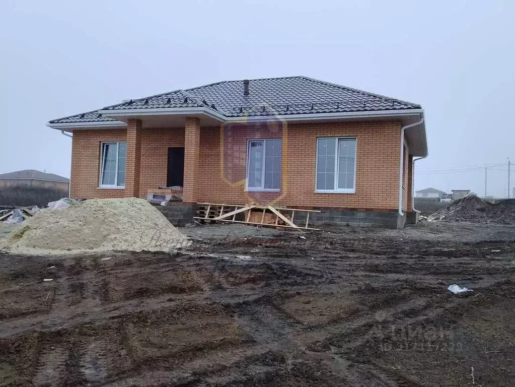 Коттедж в Белгородская область, Старооскольский городской округ, с. ... - Фото 1