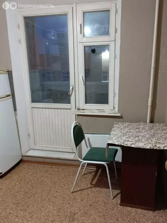 2-комнатная квартира: посёлок городского типа Нахабино, Школьная ... - Фото 1