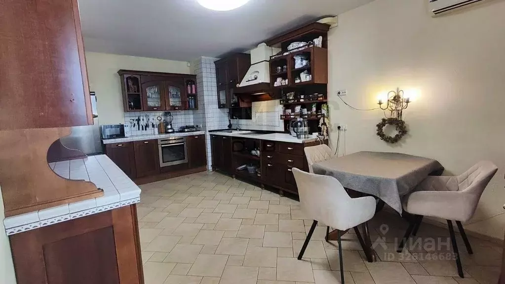 6-к кв. Свердловская область, Екатеринбург ул. Тверитина, 38к1 (269.2 ... - Фото 1