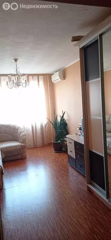 3-комнатная квартира: Тольятти, проспект Степана Разина, 71 (65.7 м) - Фото 1