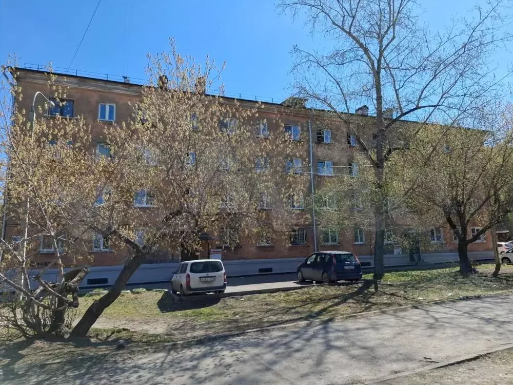 Комната 12,4 м в 4-к., 1/4 эт. - Фото 0