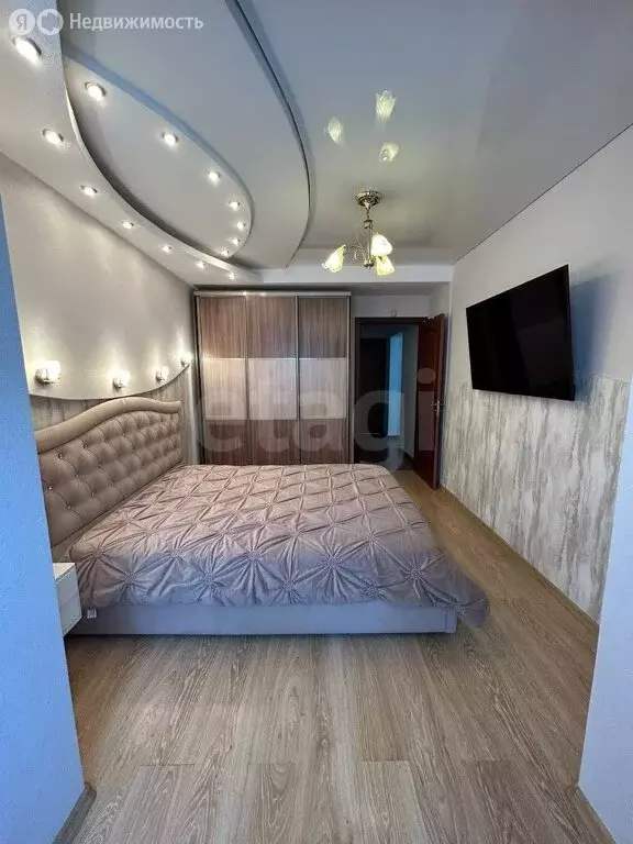 3-комнатная квартира: Оренбург, улица Чкалова, 53 (64.8 м) - Фото 1