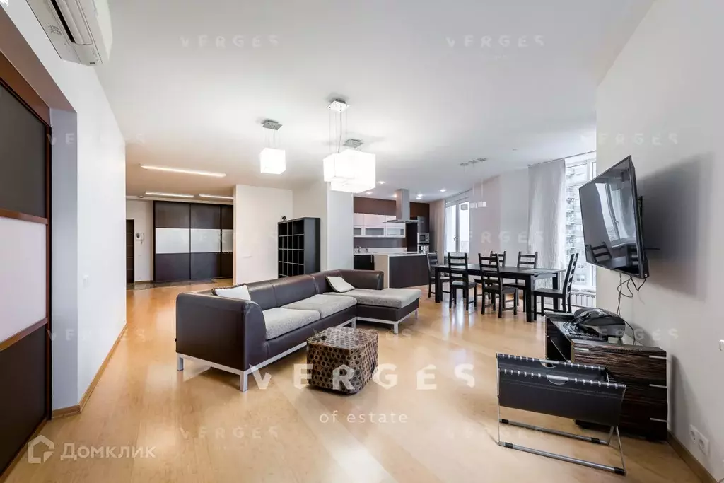 Продаётся 3-к квартира, 145 м - Фото 0