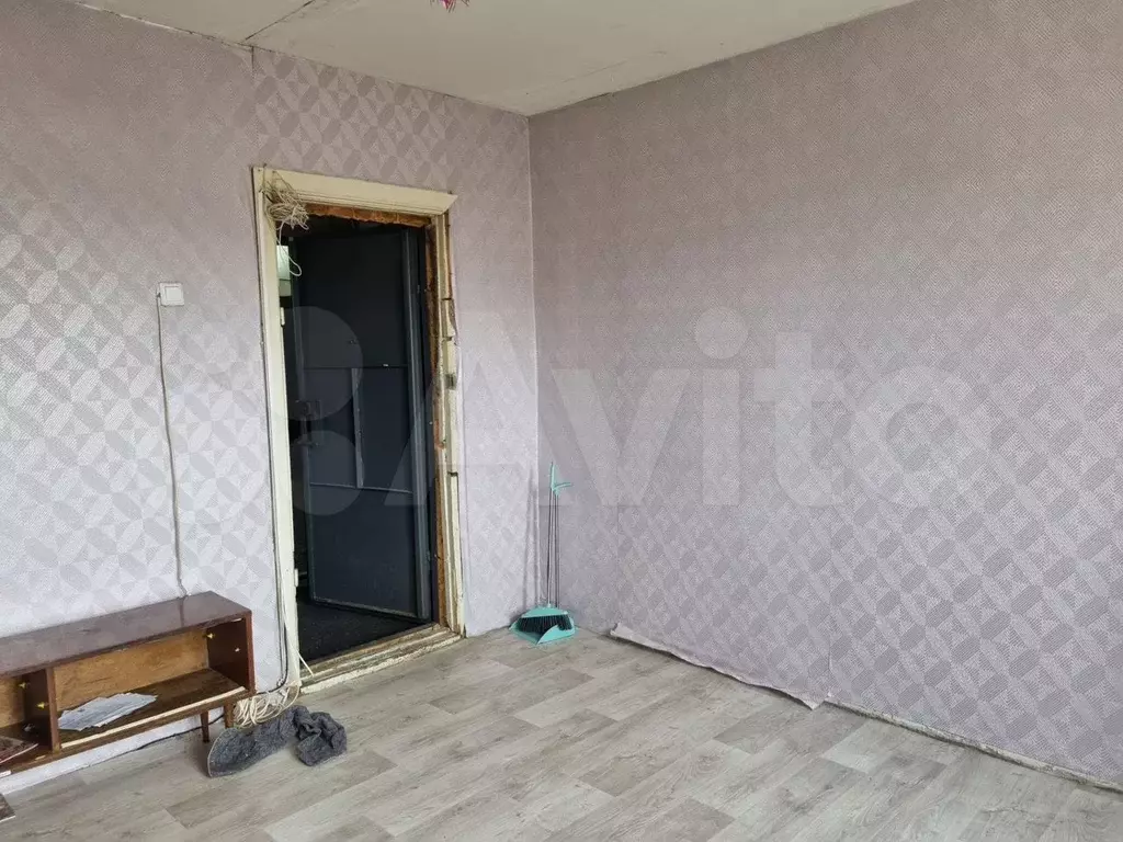 Комната 13,8 м в 8-к., 7/9 эт. - Фото 1