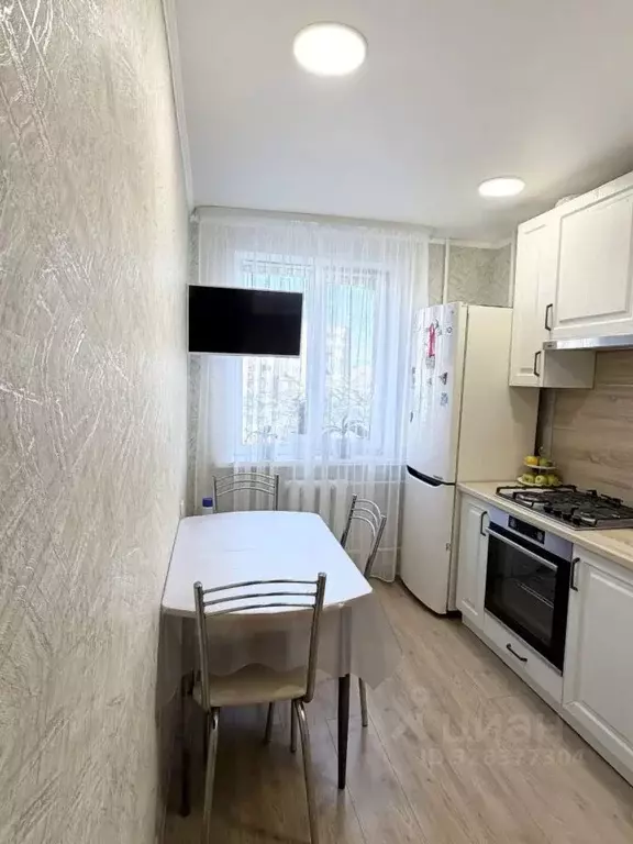 3-к кв. Башкортостан, Октябрьский 24-й мкр, 6 (63.3 м) - Фото 2