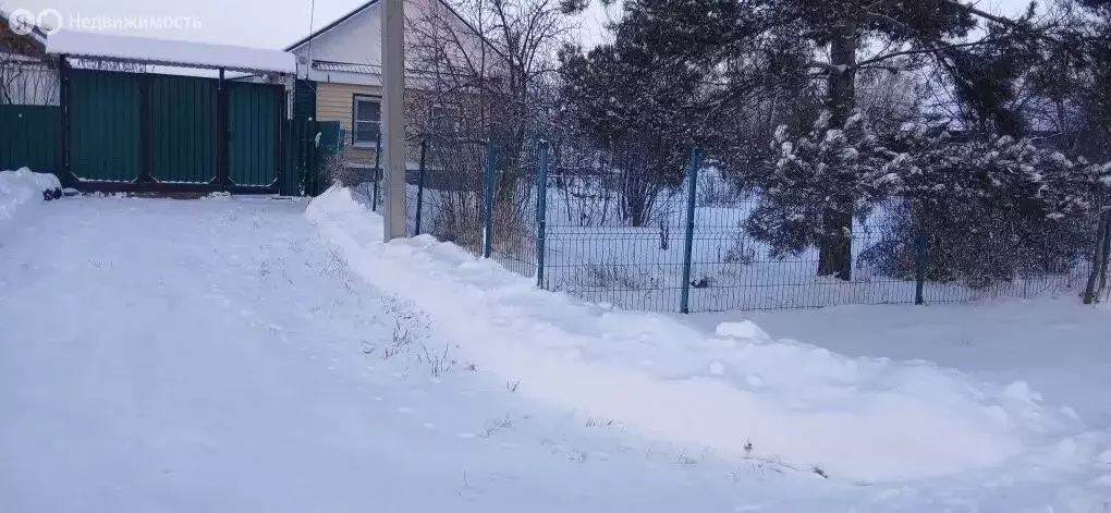 Дом в Челябинская область, Еманжелинский муниципальный округ, рабочий ... - Фото 1