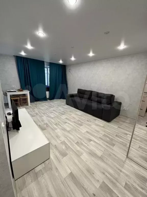 1-к. квартира, 30,4 м, 5/5 эт. - Фото 0