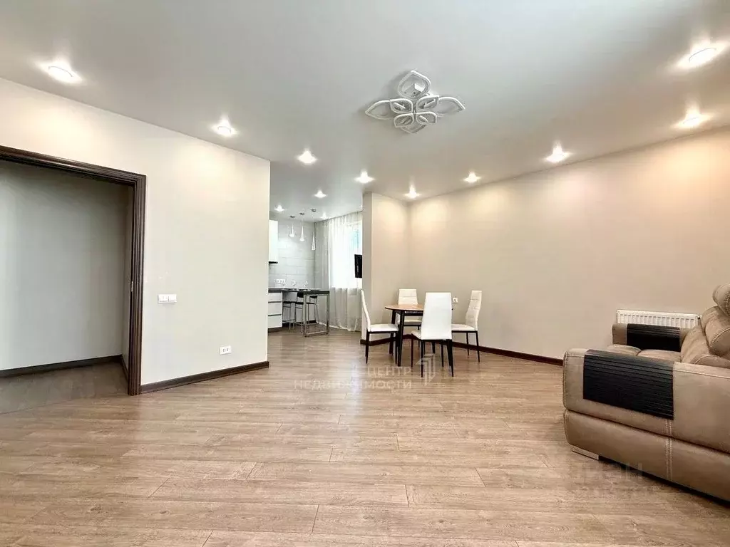 3-к кв. Татарстан, Казань ул. Алексея Козина, 7 (76.3 м) - Фото 1