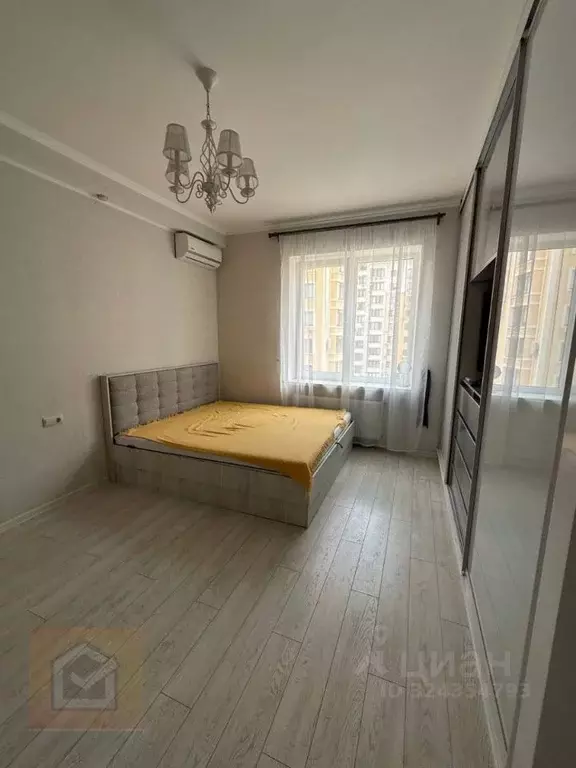 1-к кв. Крым, Симферополь ул. Битакская, 17 (50.0 м) - Фото 1