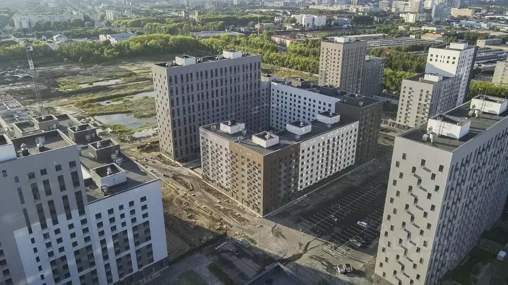 3-к кв. Тюменская область, Тюмень ул. Республики, 204к11 (99.1 м) - Фото 0