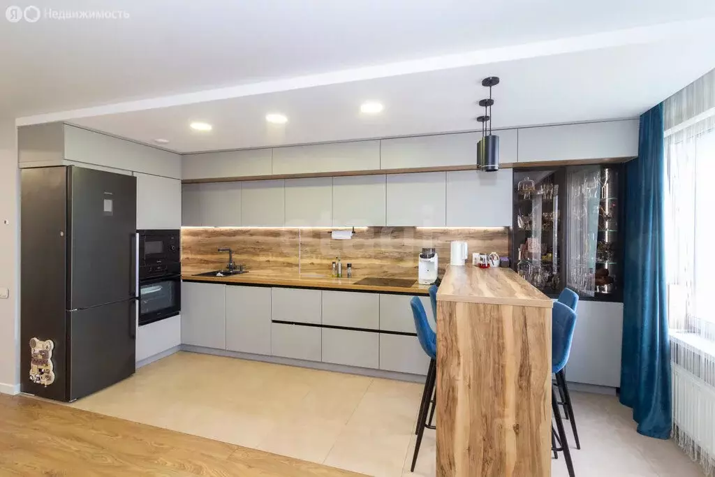 2-комнатная квартира: Тюмень, Ставропольская улица, 160 (77 м) - Фото 1