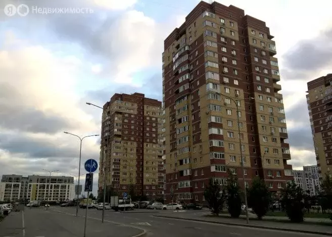 2-комнатная квартира: Тюмень, улица Бориса Житкова, 5к1 (59.6 м) - Фото 1