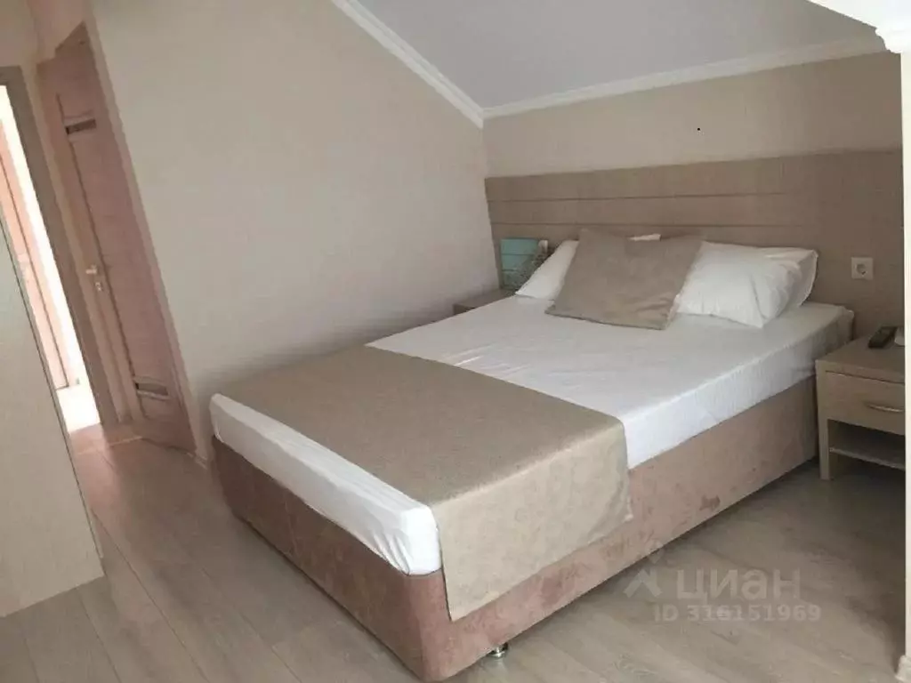 Комната Краснодарский край, Геленджик Морская ул., 25 - Фото 1