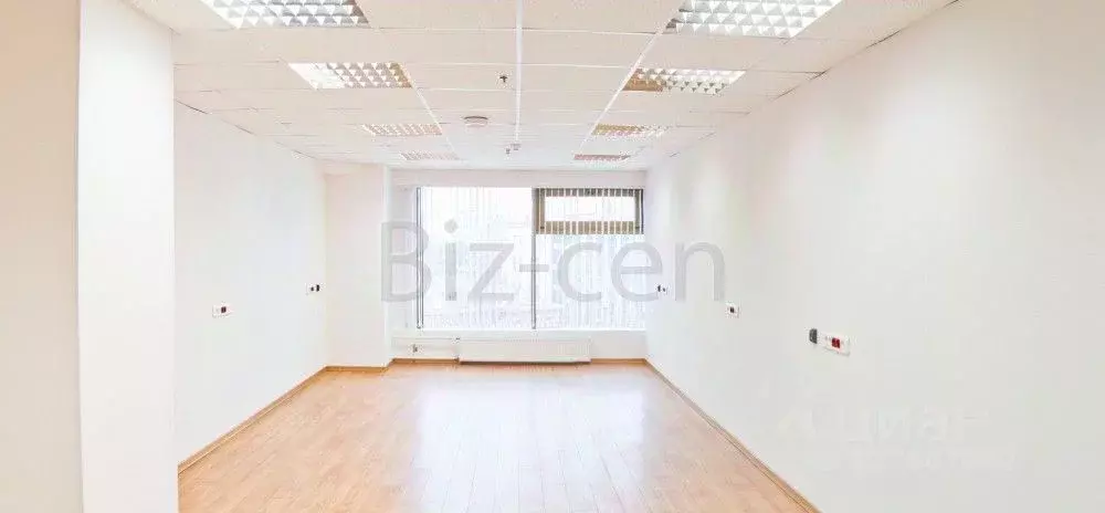 Офис в Санкт-Петербург пл. Александра Невского, 2 (39 м) - Фото 2