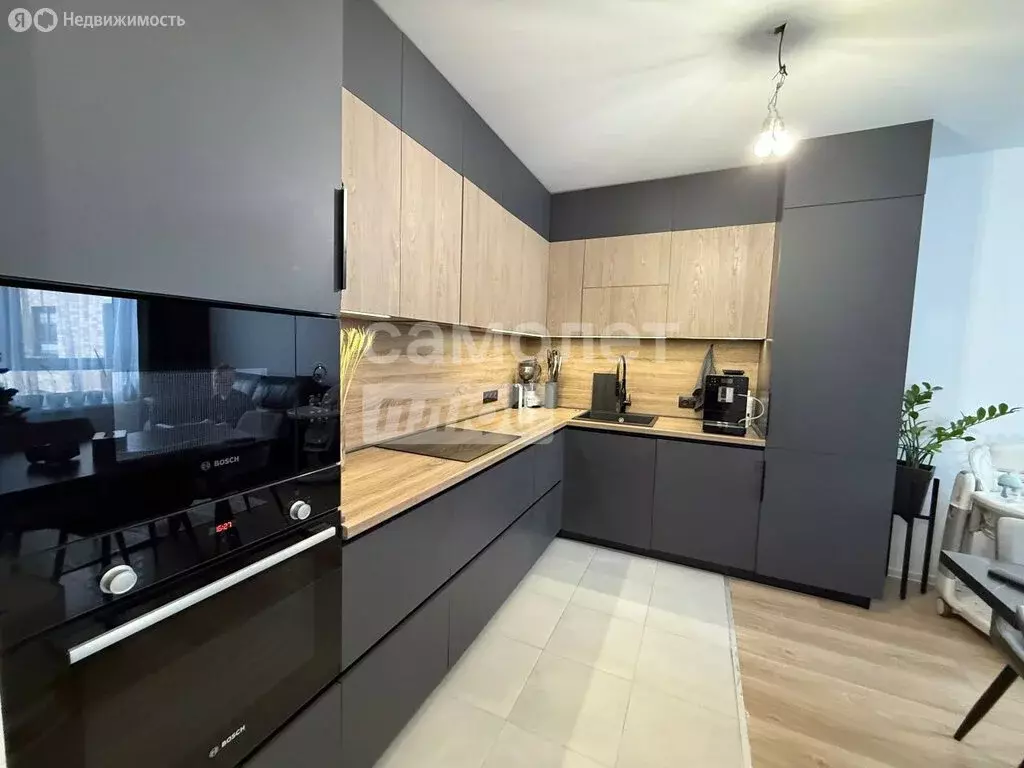 3-комнатная квартира: посёлок Ильинское-Усово, Архангельская улица, 2 ... - Фото 2