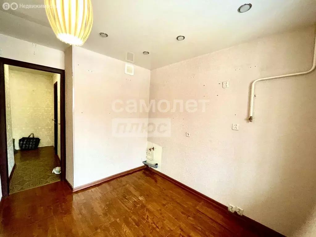 2-комнатная квартира: Екатеринбург, улица 40-летия Октября, 86 (47.2 ... - Фото 2