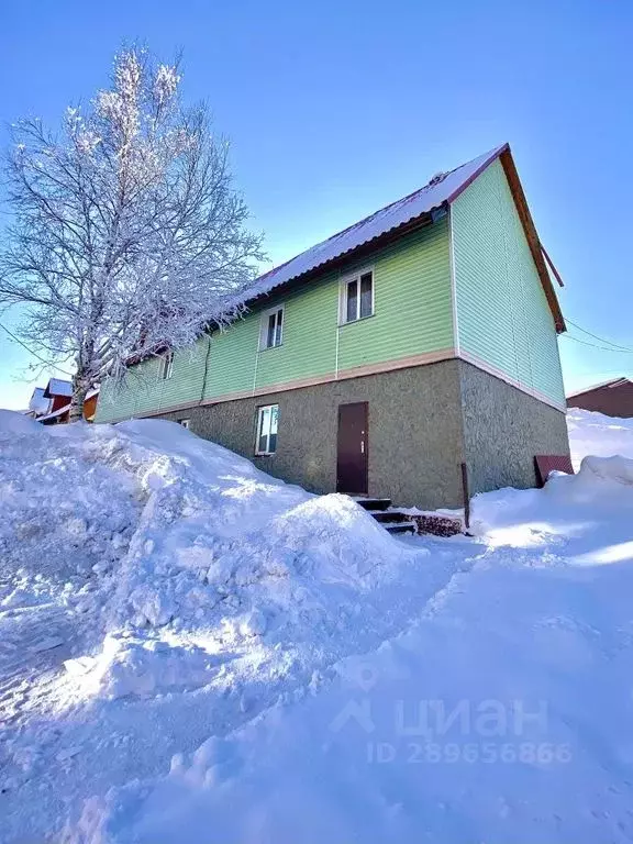 Дом в Кемеровская область, Таштагольский район, Шерегешское городское ... - Фото 0